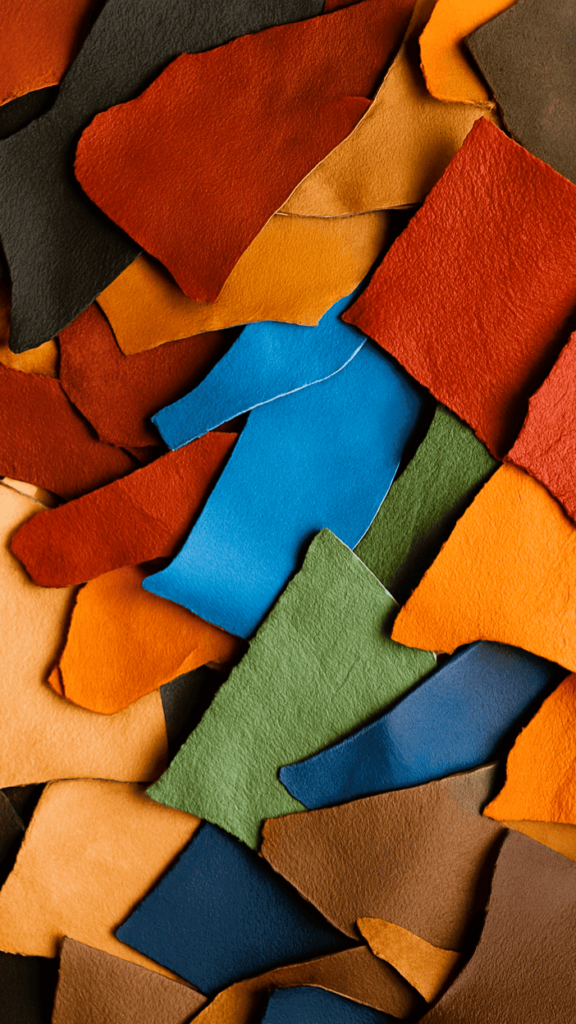 Chutes de cuir colorées